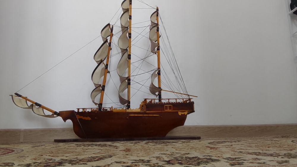 Продам Корабль из дерева