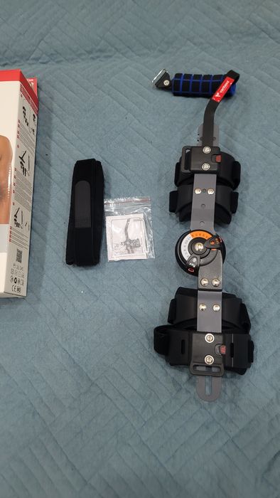 Правый локтевой ортезис Variteks 859