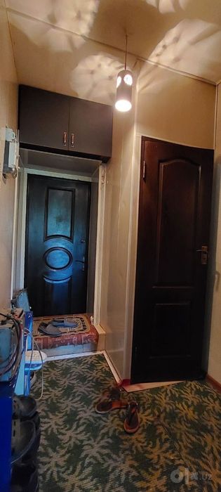 Продаю 1-комнату 18м2. Яшнабадский р-он Авиасозлар-1. 2-этаж 4-этажном