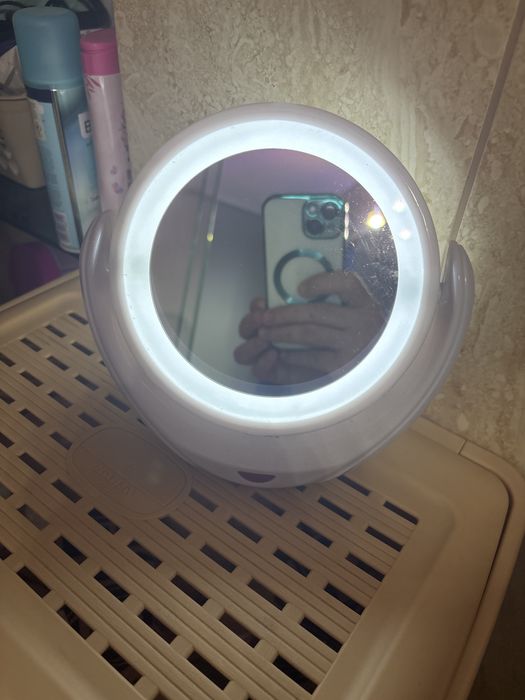 Oglinda machiaj cu led