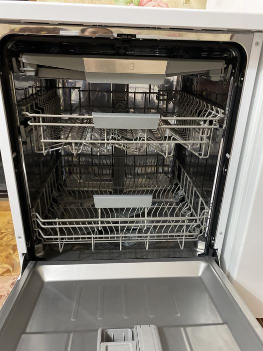 Посудамойка б/у.