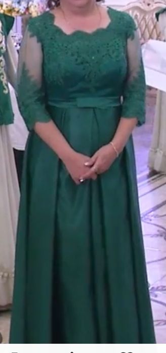 Красивое платье к