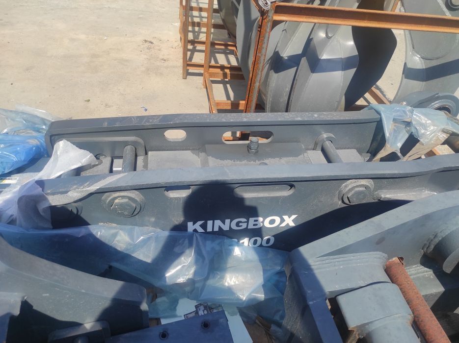 Gidromolot Гидрамолот Soosan Kingbox Соосан Кингбокс