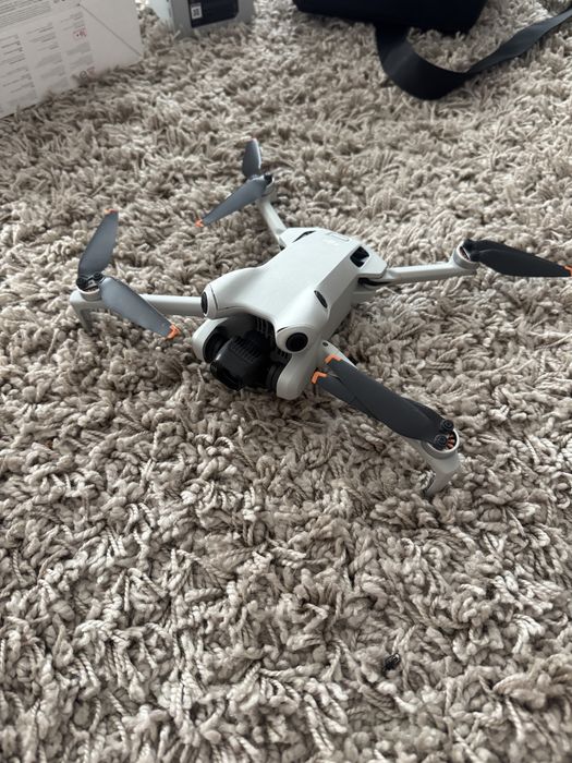 Drona DJI Mini 4 Pro