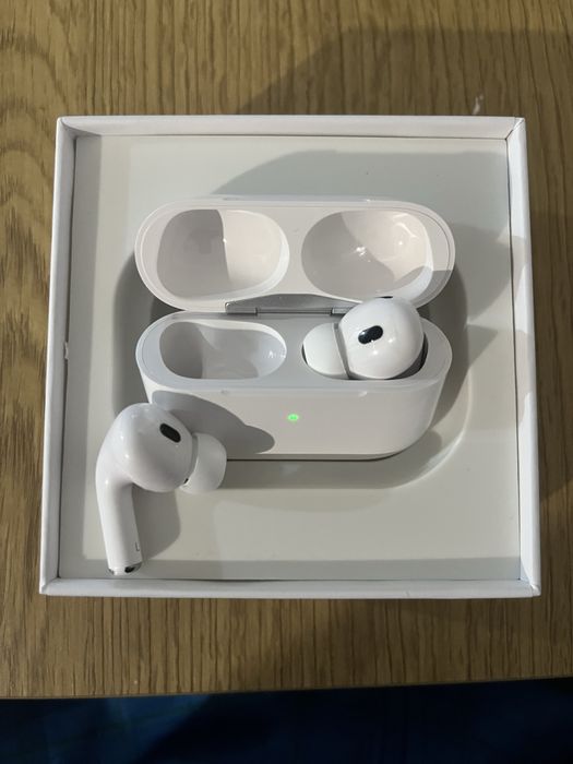Apple AirPods Pro 2 - чисто нови