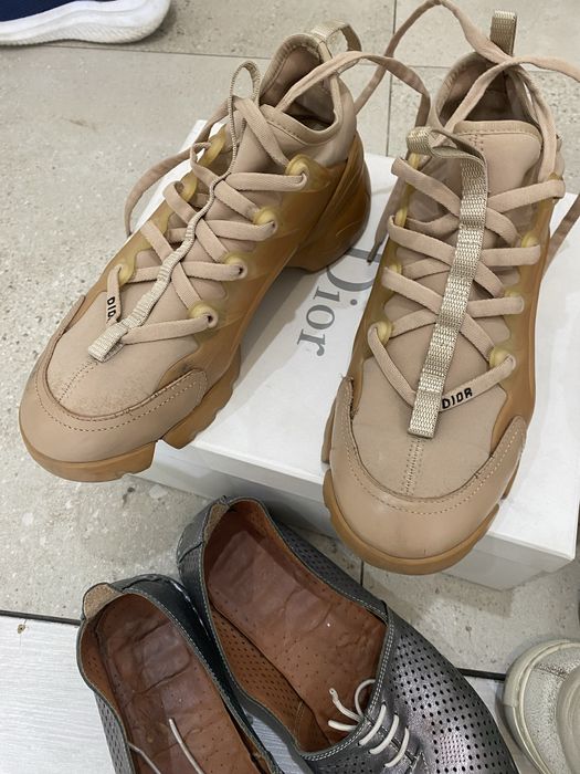 2 обуви дешево отдаю