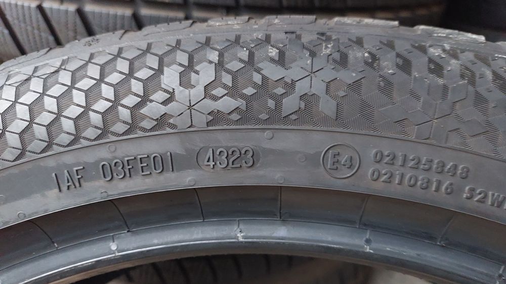 Зимни гуми 235/50/20 и 255/45/20 Continental спорт пакет 4 броя