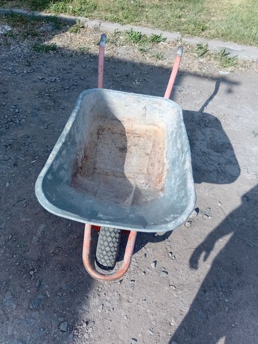 Продам тачку в хорошем состояние
