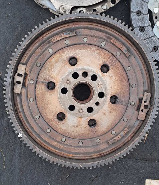 Комплект съединител за BMW E 90 320 2.0I 150к.с