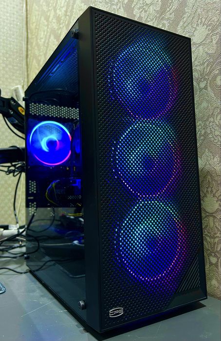 Игровой компьютер комплектом