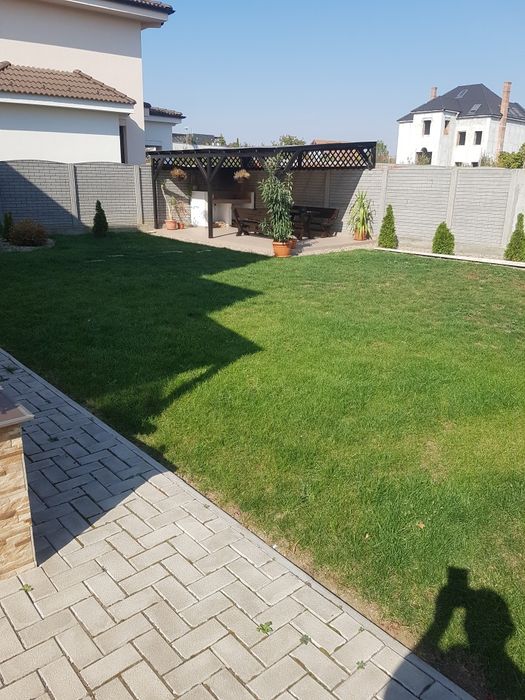 PROPRIETAR Vand/Inchiriez Vila/Casa Ultramoderna în Micalaca