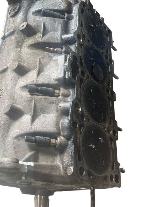 Chiulasa Motor Volkswagen Golf V 1K1 2003 - 2009 1.9 Tdi Bls 03810337