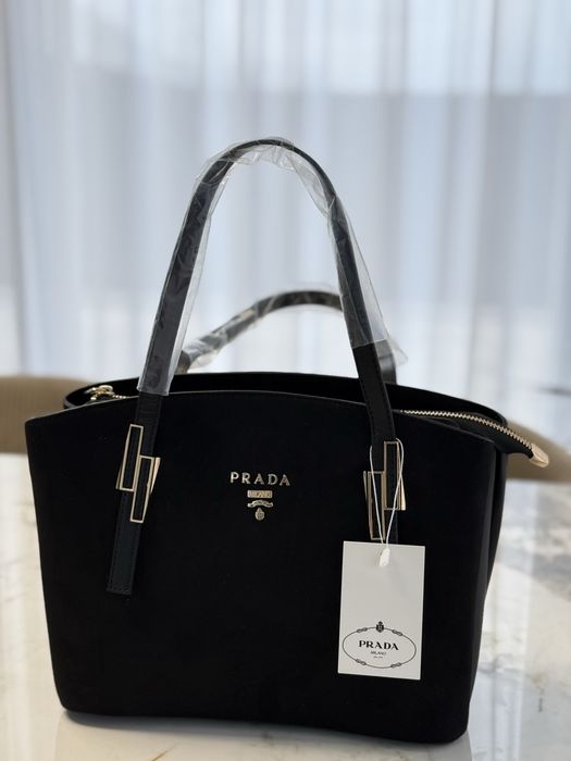 Geanta neagra eleganta de dama