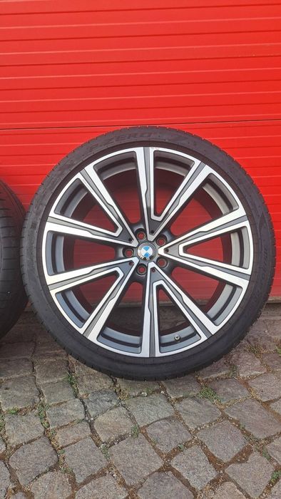 Оригинални джанти БМВ 22 цола Х5 Х6 G05 G06 гуми Pirelli