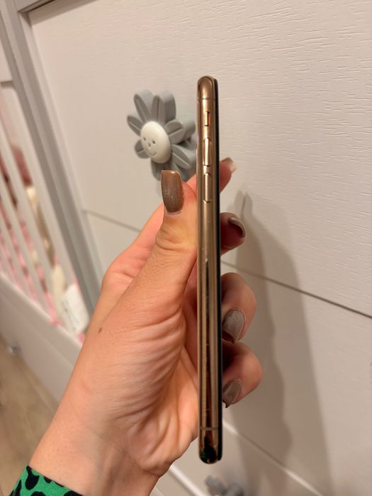 Iphone xs gold 64gb