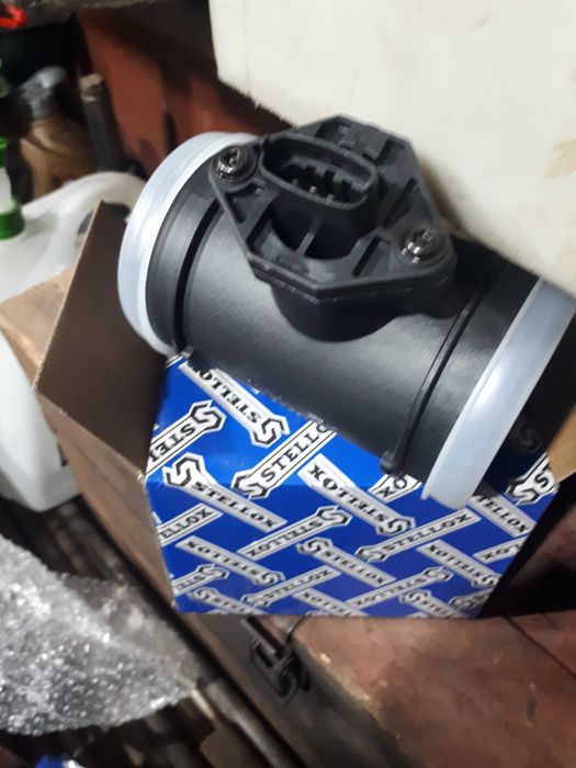 Продам запчасти на ОпельОмега Б