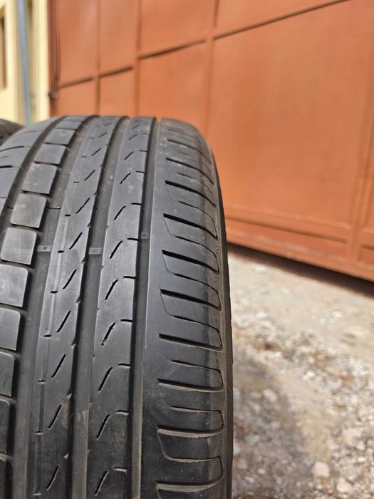 4 бе. летни гуми 215/55/17 Pirelli DOT 4719 4,5-5