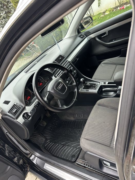 Vând Audi a4 B7 2.0 diesel/pachet s-line,posibilitate rate, fiscal ,