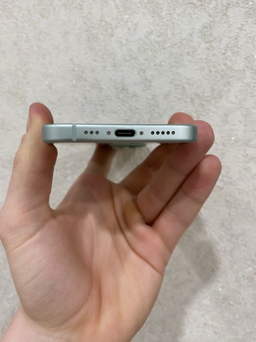 Iphone 15 в идеальном состоянии!