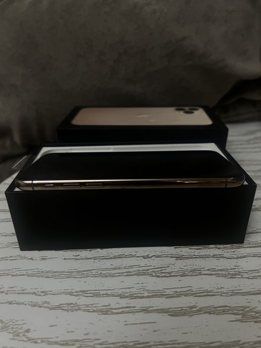 iPhone 11 Pro 64 гб золотой