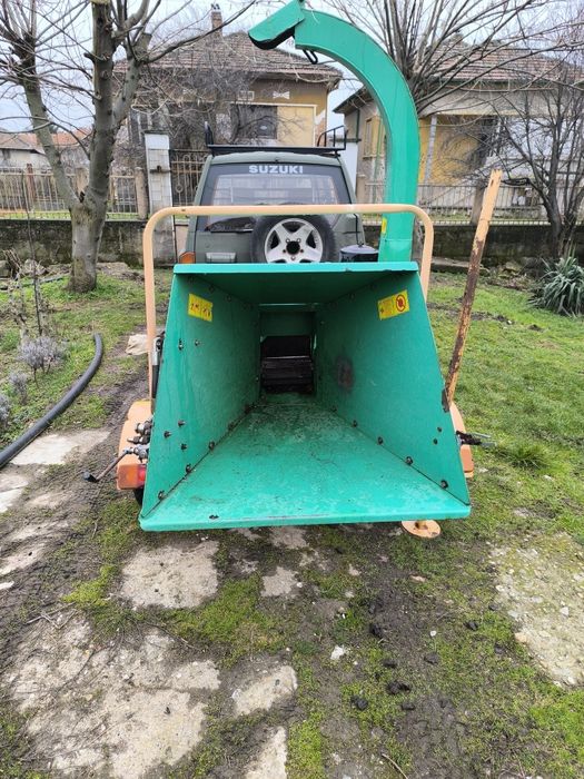 Дробилка за клони 22кс