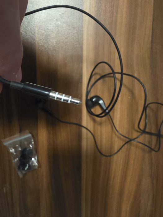 Слушалки тапи с резервни уплътнения.