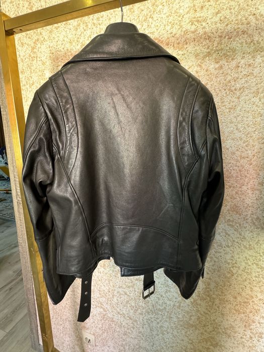 Продам кожаную куртку