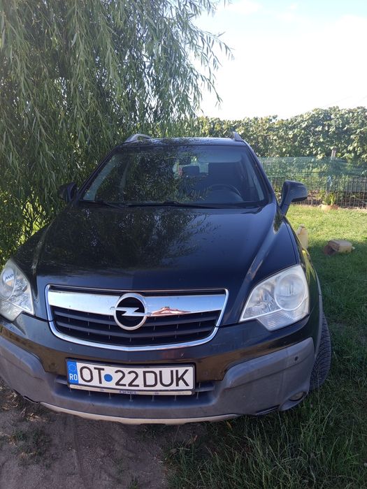 Vând Opel antara