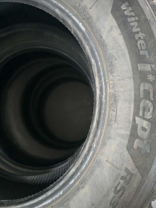 Set iarna 2024 Hankook 215/65R16
