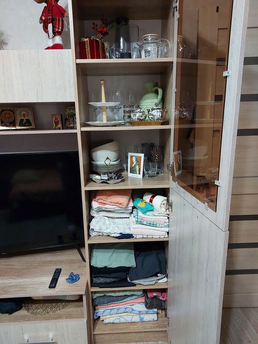 Продам стенку в зал