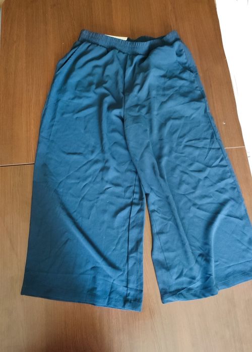 панталон със широки крачоли, висока талия