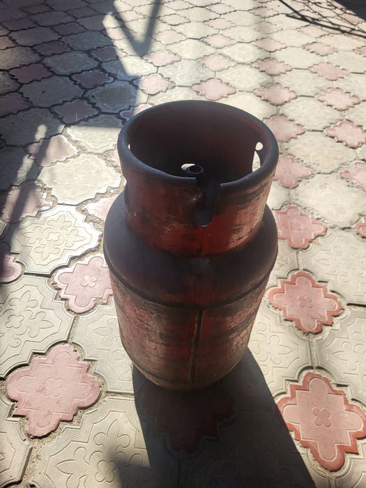 Продам газовый баллон, маленький