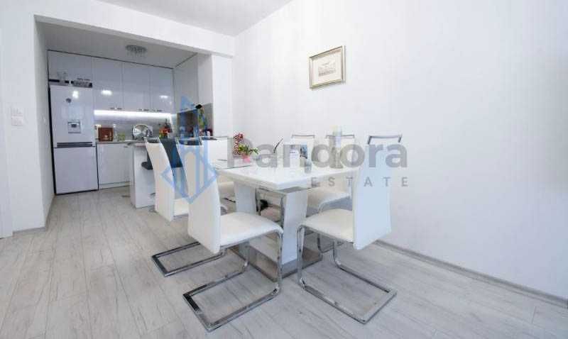 Тристаен апартамент под наем в  кв.  Лагера