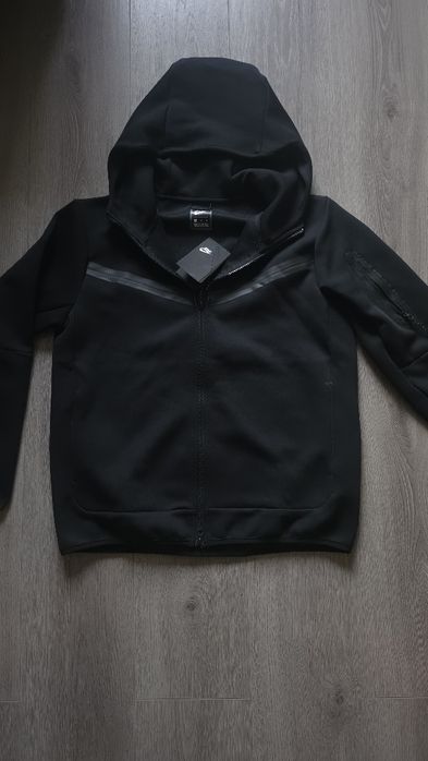 Продам двойка Tech Fleece Nike
