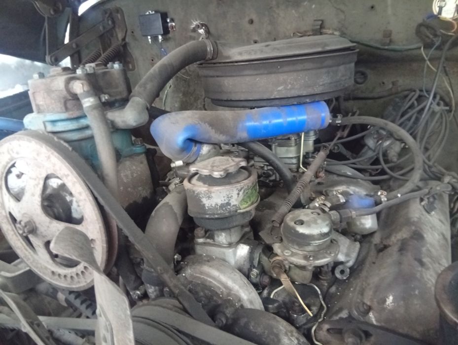 Продам двигатель на зил находу
