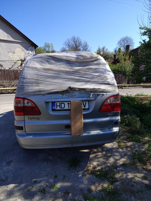 Vând/Dezmembrez Ford Galaxy 1.9 tdi, 2005, cutie automată problemă