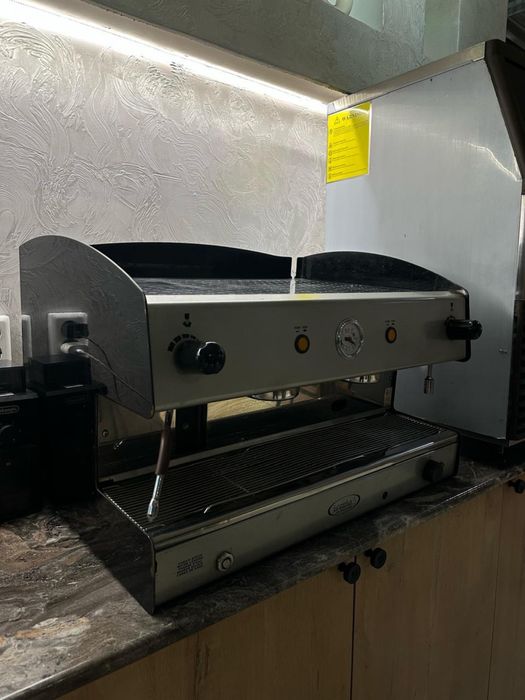 продается Кофемашина