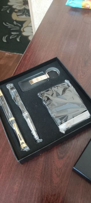 Ruchka.  Podarka. Nabor.