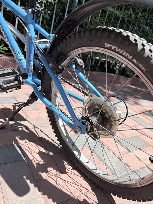 Bicicletă B’Twin 24” – 7 viteze, stare foarte bună
