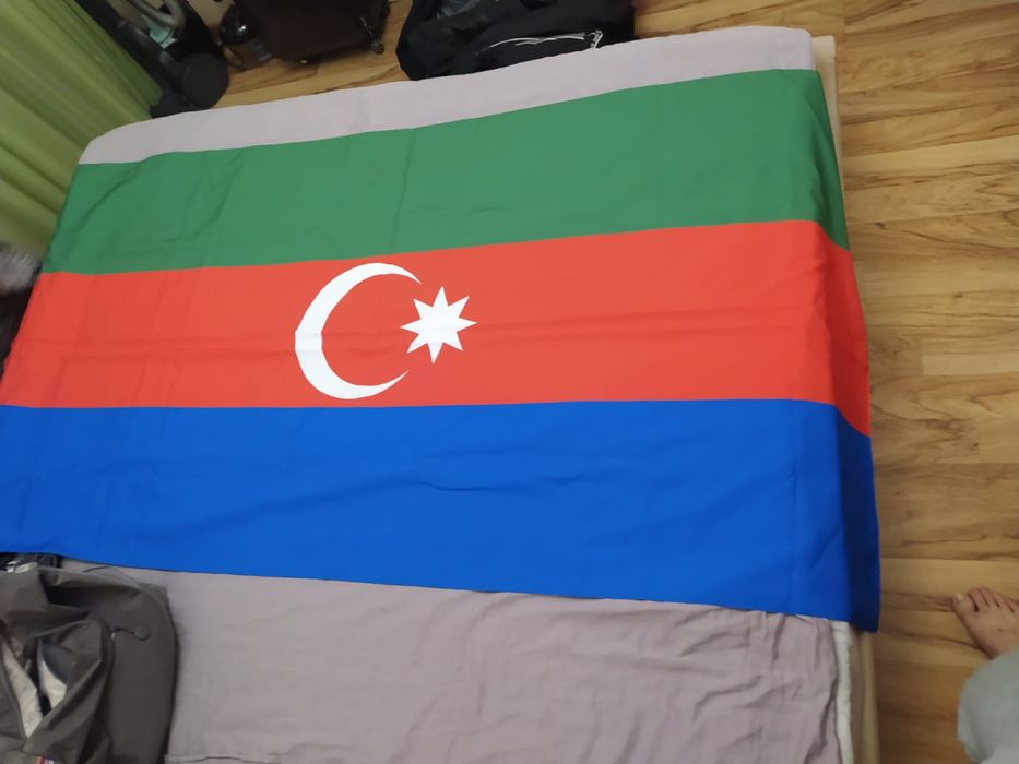 Государственный флаг Азербайджана