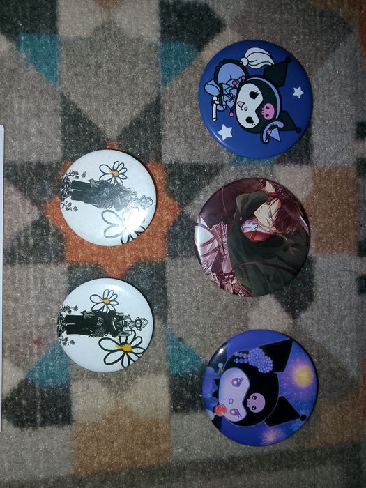 Значки на рюкзак