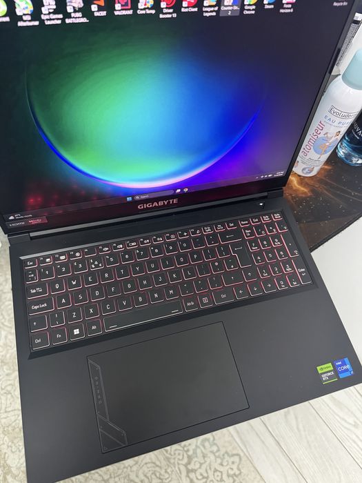 Laptop gaming i7 13620h rtx 4060 gigabyte g6 kf