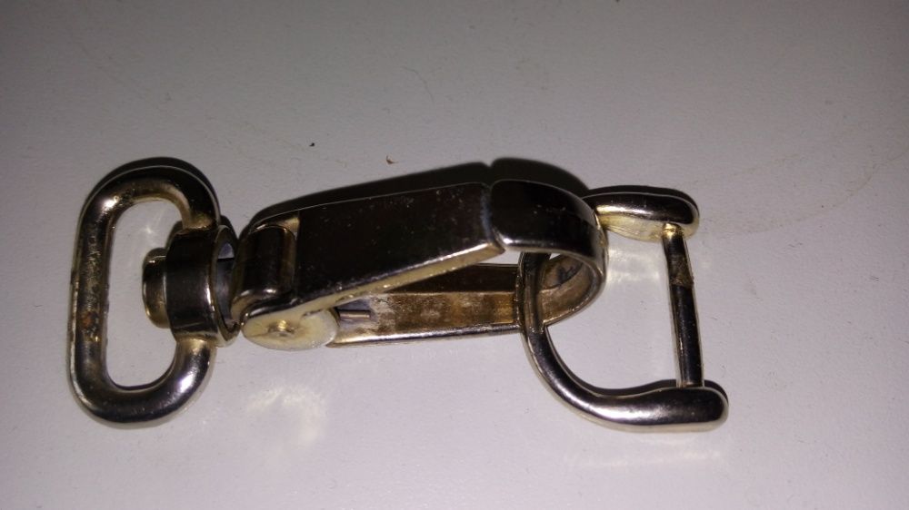 Застежки карабины,нитки для вышивания