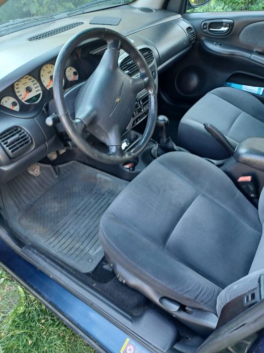CHRYSLER Neon 2001 — imagine 4