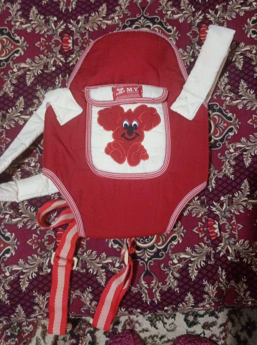 Кенгуру и переноска