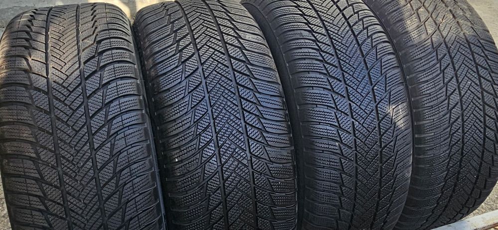 Jante Mercedes 18 V classe W447 AMG Vito echip iarna 245 45 18 DOT2023