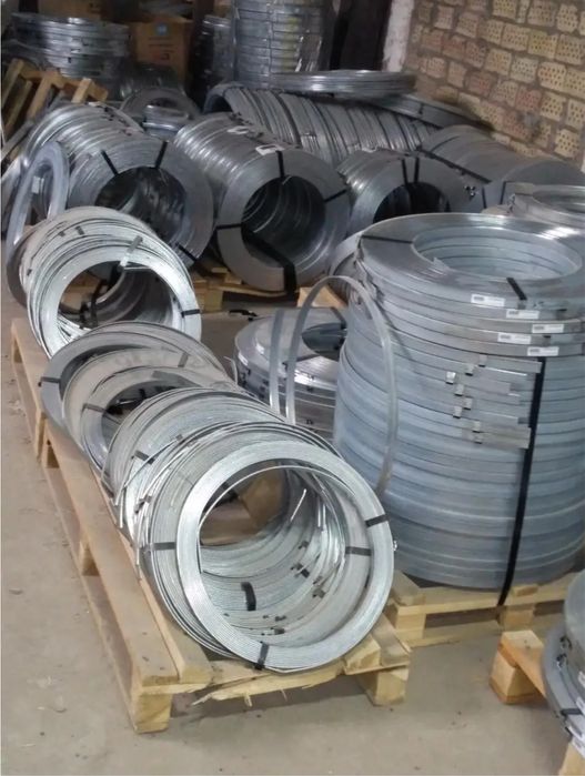 Temirli lenta upakovka uchun atsinkovka