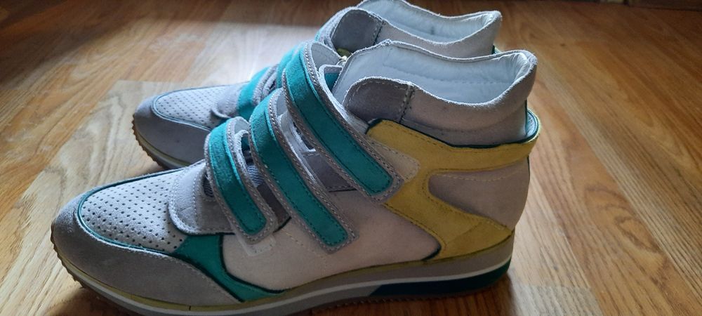 Маратонки на платформа Geox