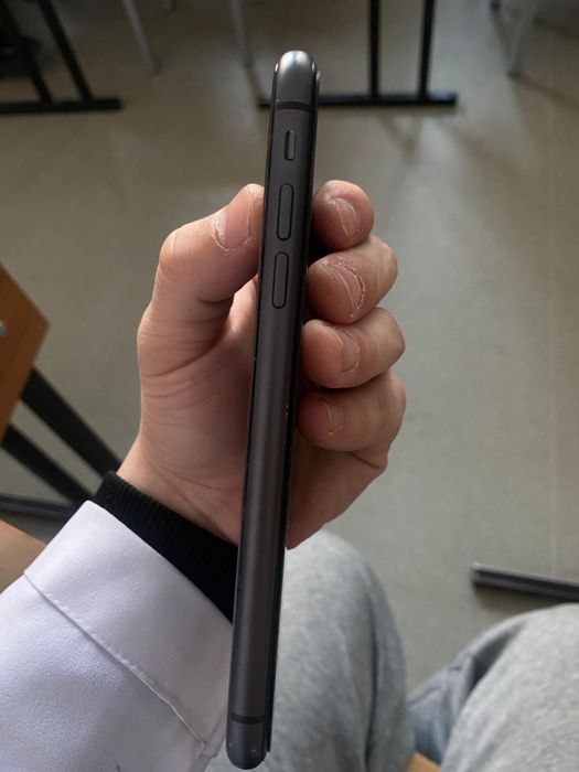 iPhone 11 в отличном