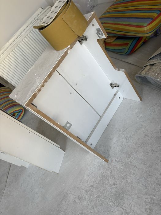 Продам шкаф в кол-ве 2 шт